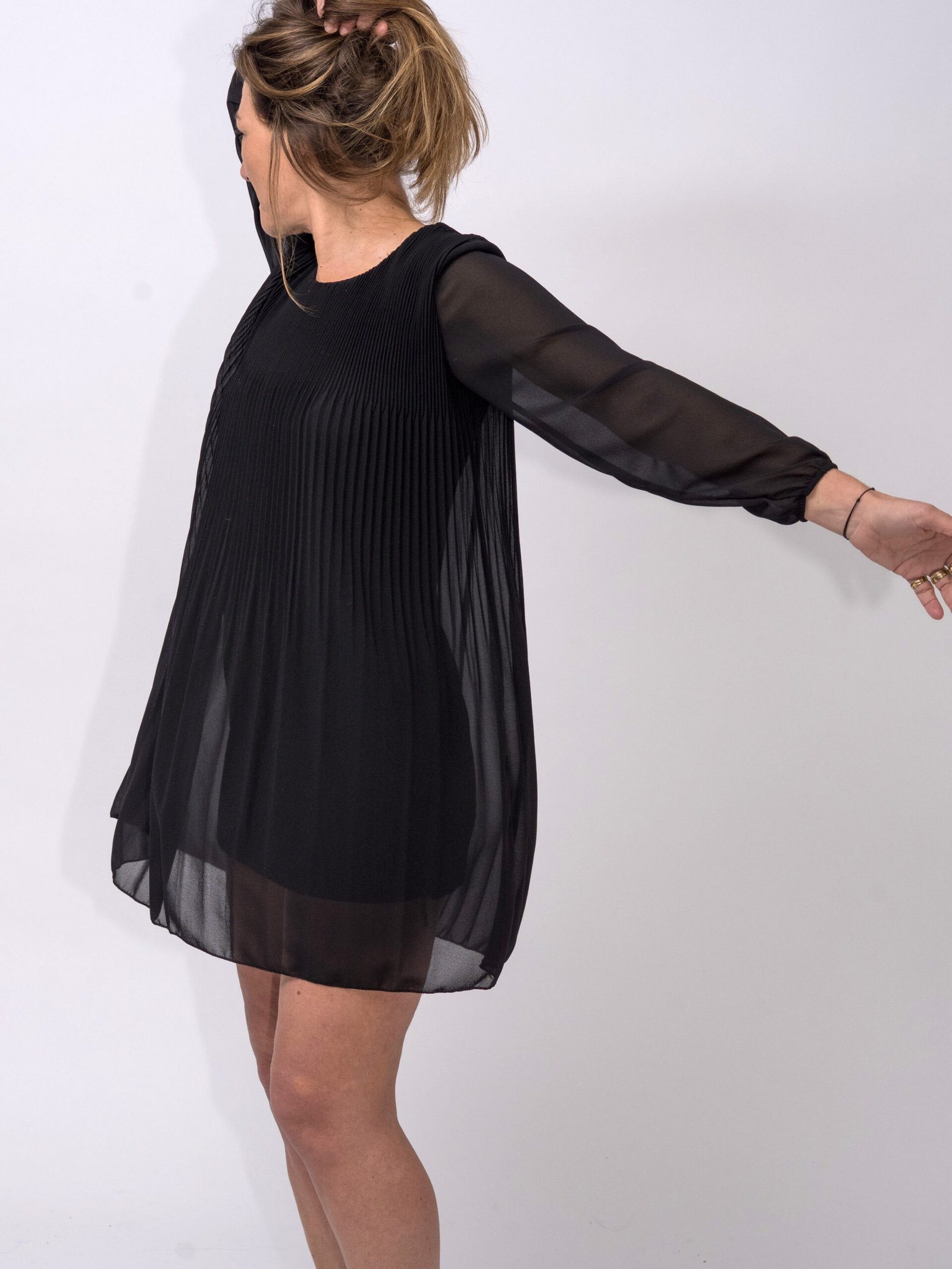Robe Plissée Magique – Image 3